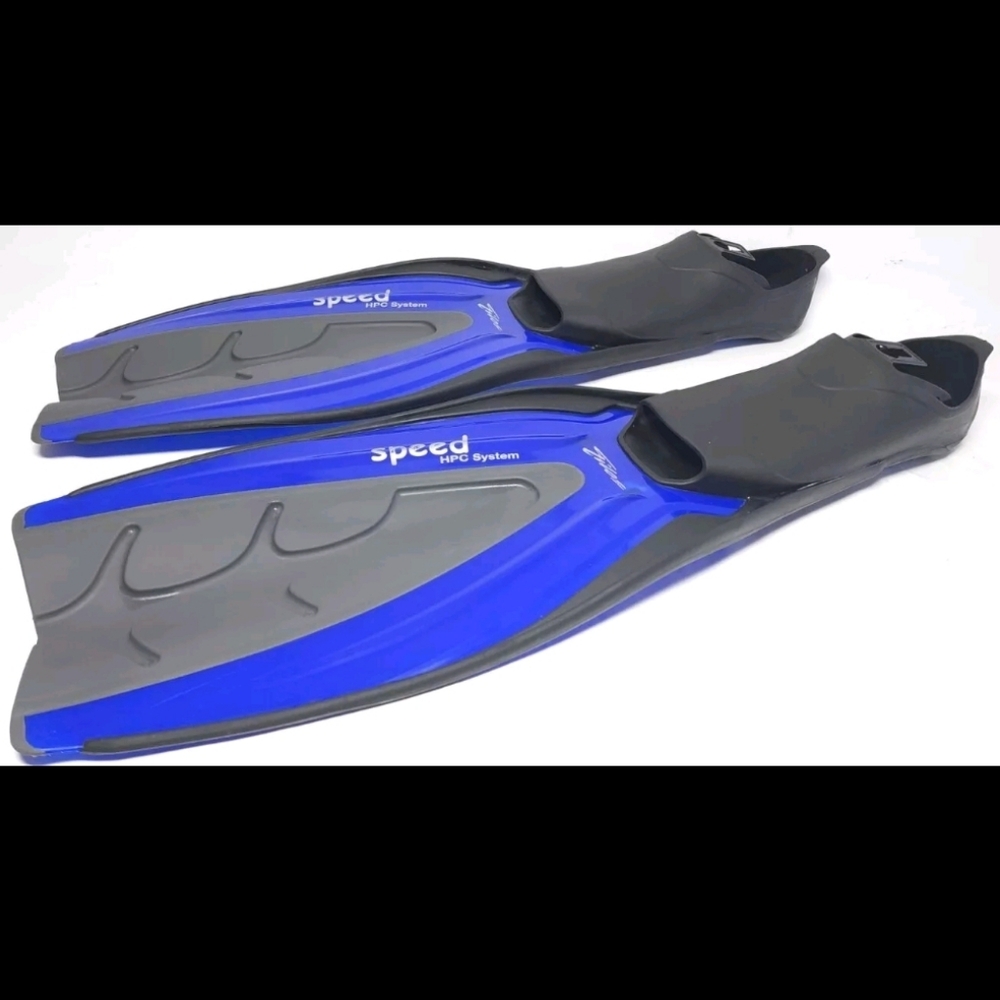 Tilos Size 8-9 Scuba Diving/Snorkeling Fins Soft Foot Pocket Blue Made In Italy